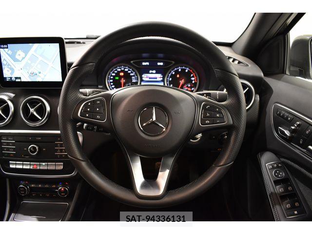 Mercedes Benz A-CLASS 2018-06 7217370-12