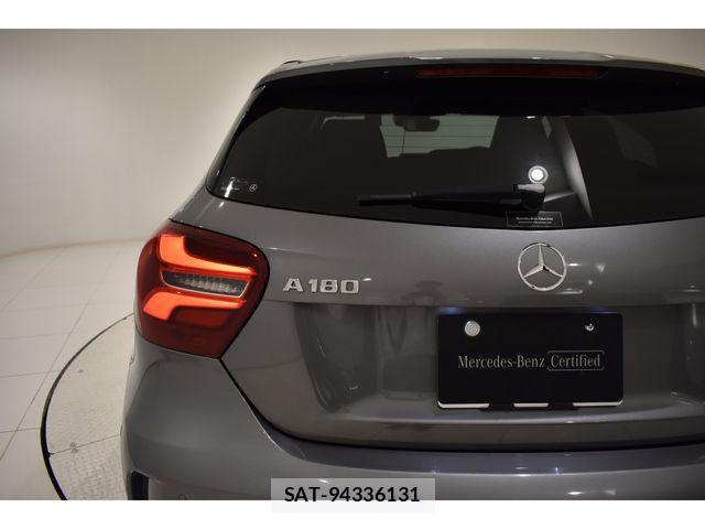Mercedes Benz A-CLASS 2018-06 7217370-16