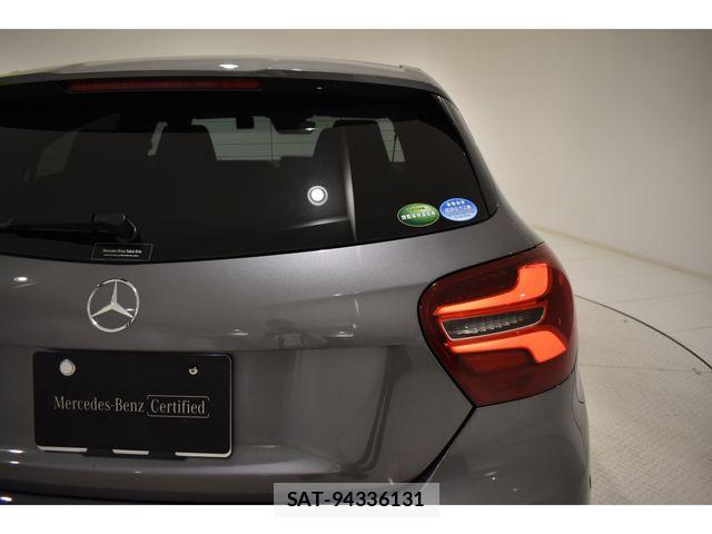 Mercedes Benz A-CLASS 2018-06 7217370-17