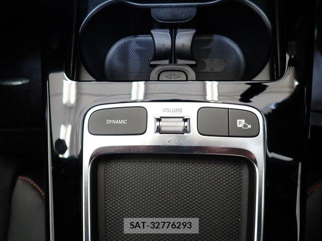 Mercedes Benz A-CLASS 2024-10 7221493-18