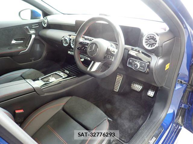 Mercedes Benz A-CLASS 2024-10 7221493-1