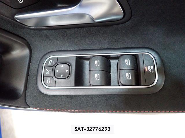 Mercedes Benz A-CLASS 2024-10 7221493-21