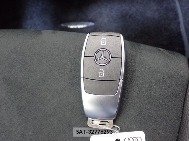 Mercedes Benz A-CLASS 2024-10 7221493-29