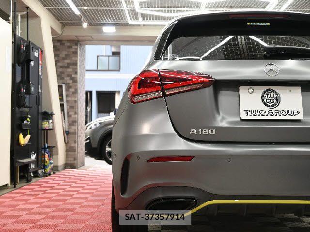 Mercedes Benz A-CLASS 2018-12 7221488-15