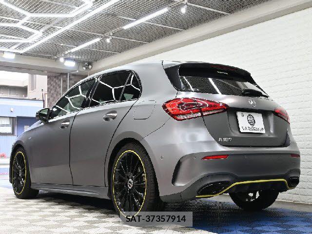 Mercedes Benz A-CLASS 2018-12 7221488-2