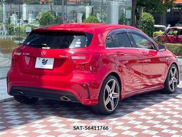 Mercedes Benz A-CLASS 2015-12 7221481-16