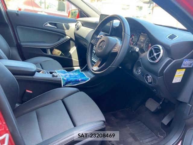 Mercedes Benz A-CLASS 2016-01 7221483-11