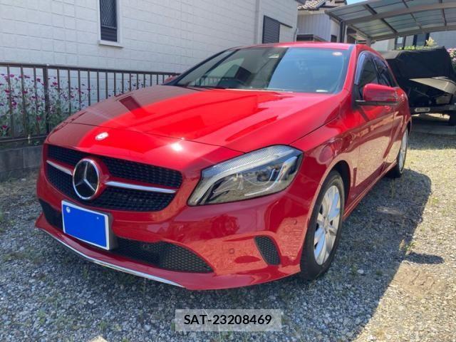 Mercedes Benz A-CLASS 2016-01 7221483-2