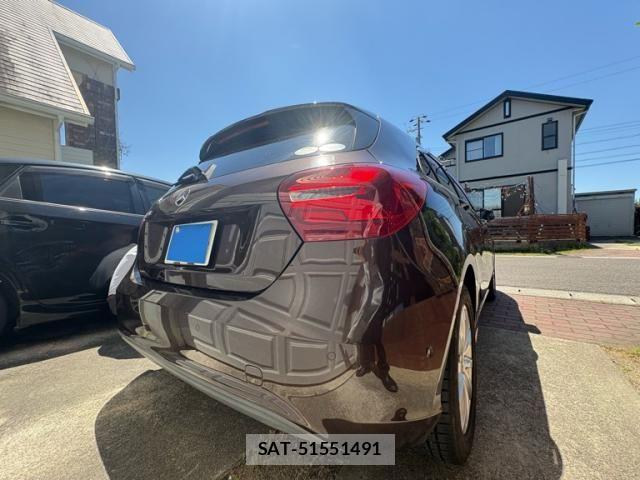 Mercedes Benz A-CLASS 2017-09 7221485-18