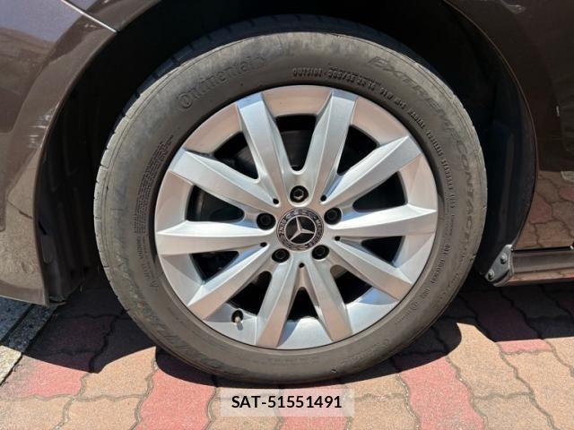 Mercedes Benz A-CLASS 2017-09 7221485-5