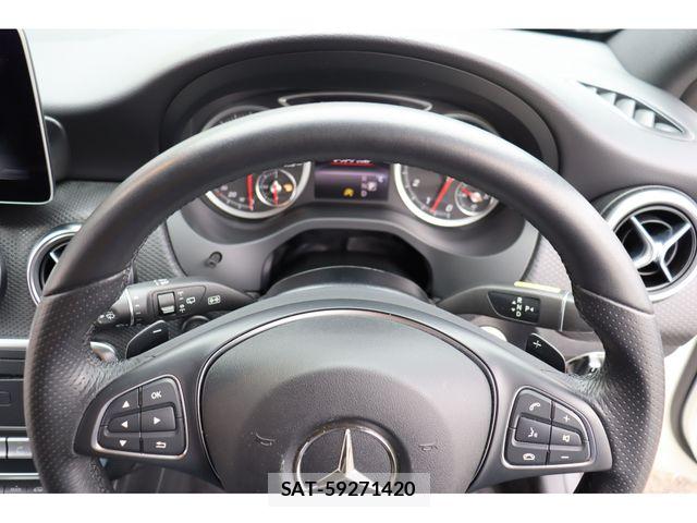 Mercedes Benz A-CLASS 2018-01 7251451-15