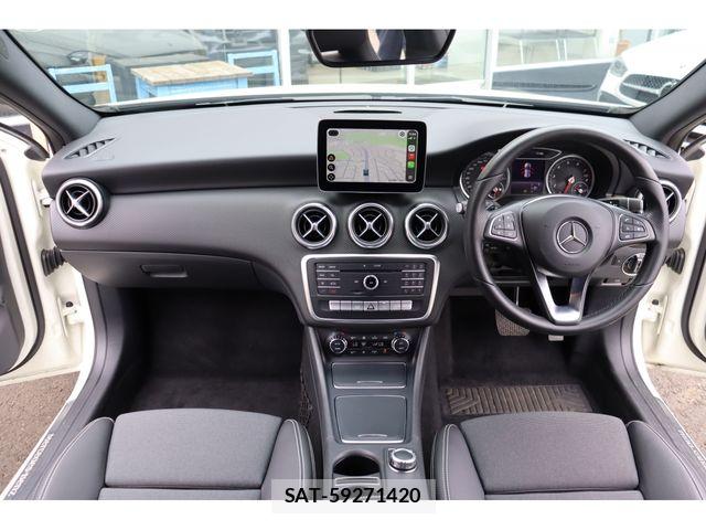Mercedes Benz A-CLASS 2018-01 7251451-4