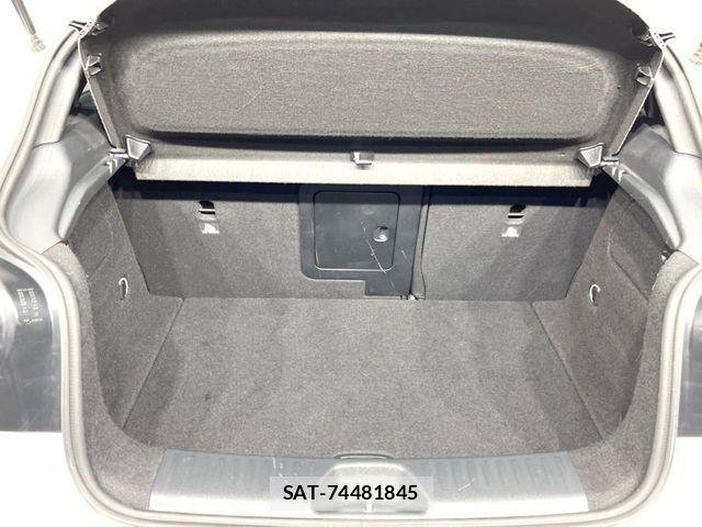 Mercedes Benz A-CLASS 2015-05 7272288-12