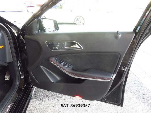 Mercedes Benz A-CLASS 2017-09 7328250-12