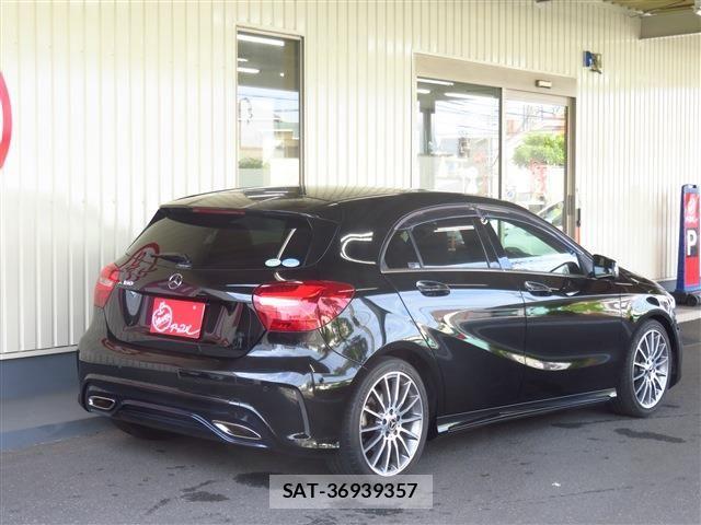 Mercedes Benz A-CLASS 2017-09 7328250-3