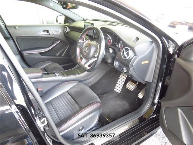 Mercedes Benz A-CLASS 2017-09 7328250-4