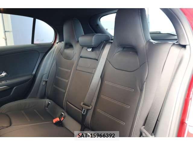Mercedes Benz A-CLASS 2025-10 7328246-12