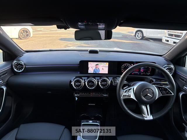 Mercedes Benz A-CLASS 2024-09 7328245-6
