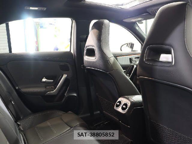 Mercedes Benz A-CLASS 2018-12 7328247-13
