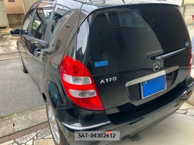 Mercedes Benz A-CLASS 2008-02 7358657-1