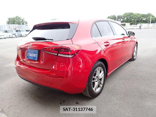 Mercedes Benz A-CLASS 2019-09 7358655-7