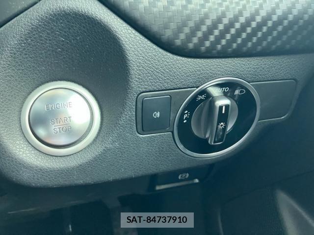 Mercedes Benz A-CLASS 2017-06 7358661-20