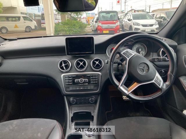 Mercedes Benz A-CLASS 2013-07 7358658-14