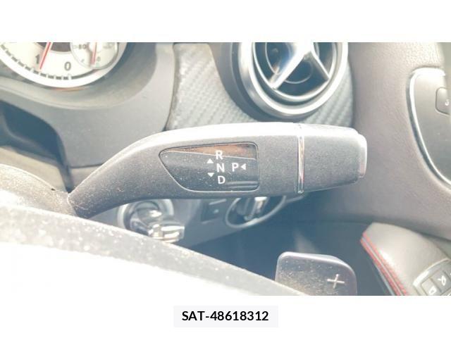 Mercedes Benz A-CLASS 2013-07 7358658-25