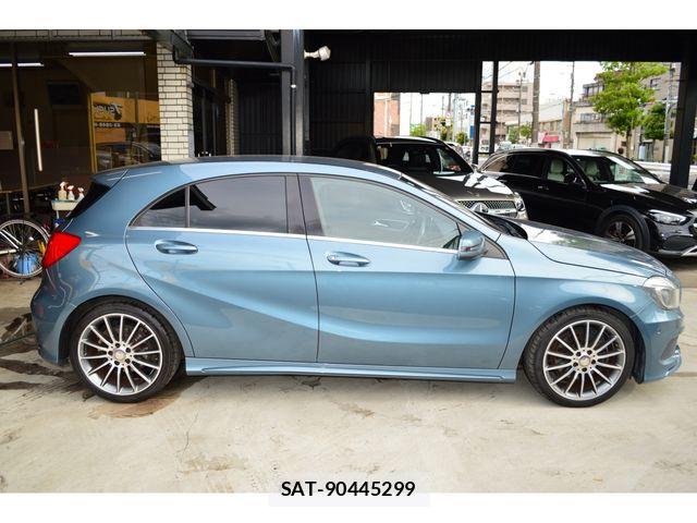 Mercedes Benz A-CLASS 2015-04 7455632-6