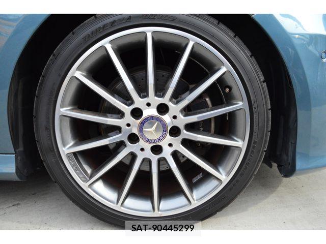 Mercedes Benz A-CLASS 2015-04 7455632-7