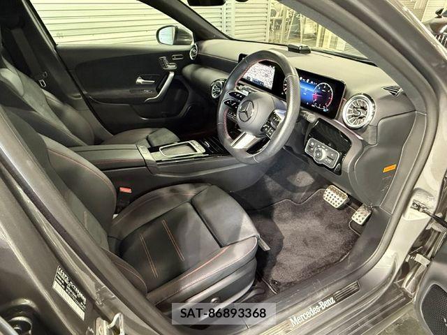 Mercedes Benz A-CLASS 2025-07 7455627-1