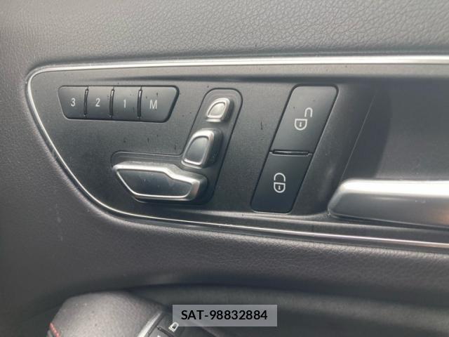 Mercedes Benz A-CLASS 2017-11 7455630-18