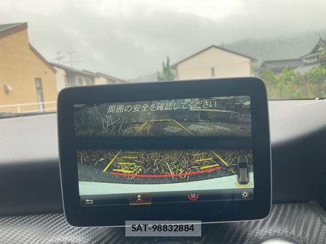 Mercedes Benz A-CLASS 2017-11 7455630-20