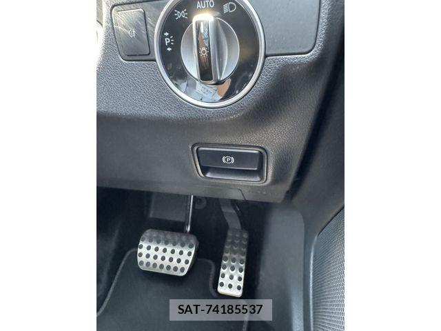 Mercedes Benz A-CLASS 2013-09 7501421-16