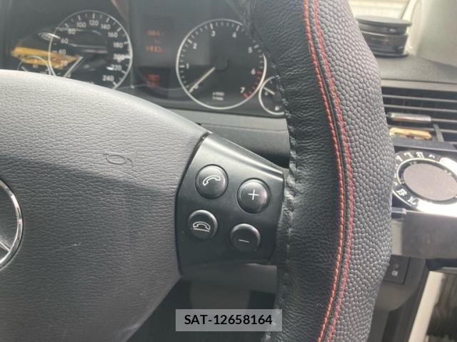 Mercedes Benz A-CLASS 2009-03 7501422-15