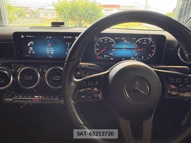 Mercedes Benz A-CLASS 2019-01 7617921-4