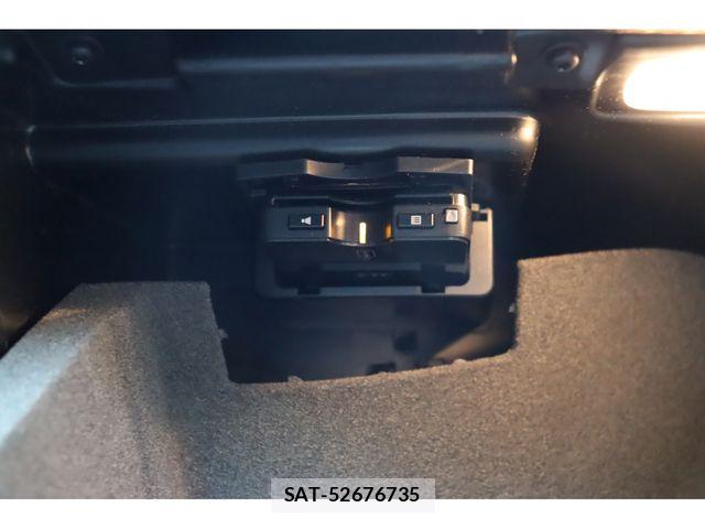 Mercedes Benz A-CLASS 2018-01 7617925-12