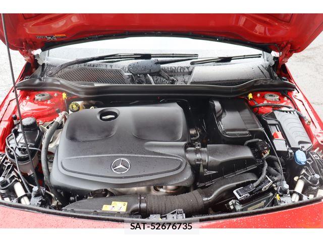 Mercedes Benz A-CLASS 2018-01 7617925-26