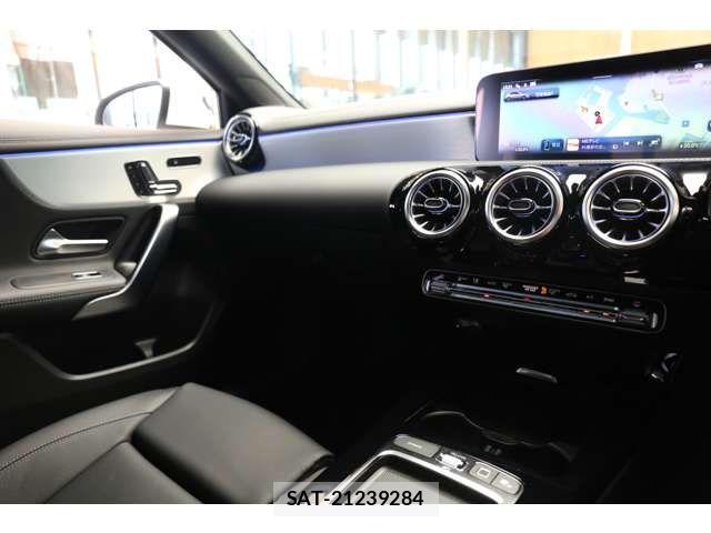 Mercedes Benz A-CLASS 2025-10 7617918-13