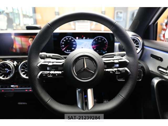 Mercedes Benz A-CLASS 2025-10 7617918-3