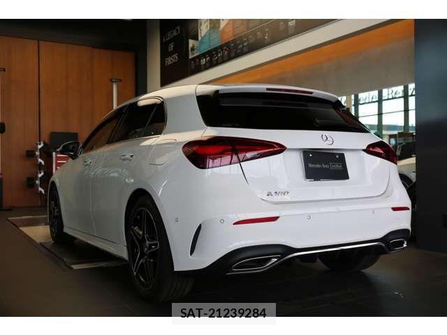 Mercedes Benz A-CLASS 2025-10 7617918-6