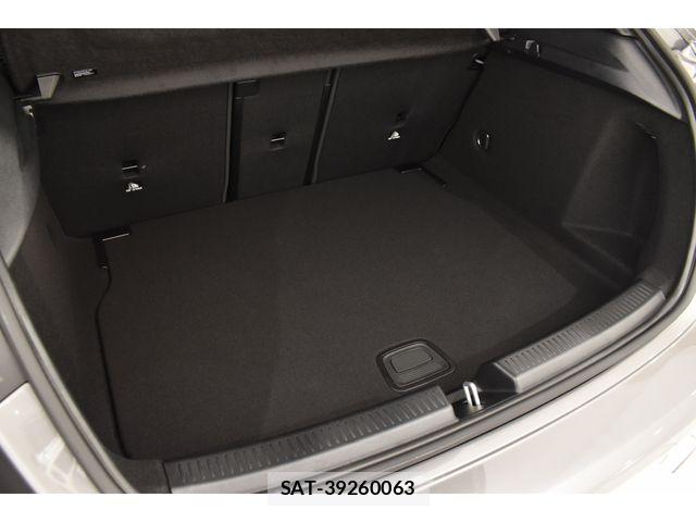 Mercedes Benz A-CLASS 2026-04 7617917-17