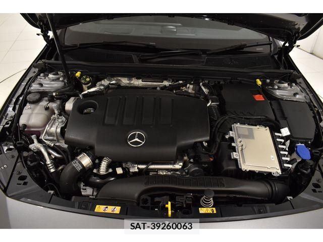 Mercedes Benz A-CLASS 2026-04 7617917-19