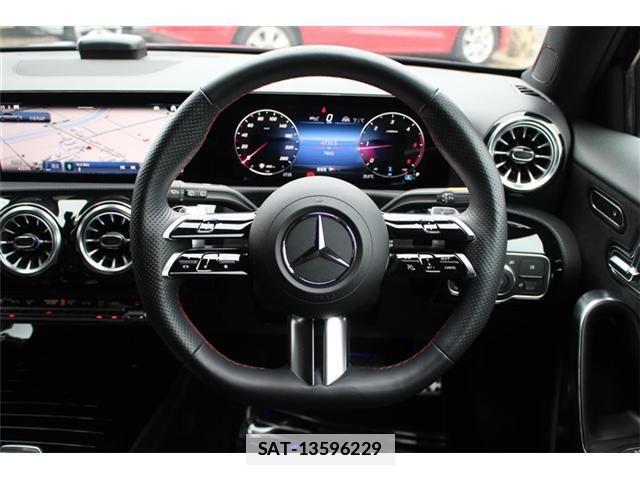 Mercedes Benz A-CLASS 2023-06 7725423-9