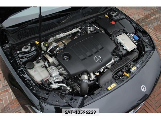 Mercedes Benz A-CLASS 2023-06 7725423-17