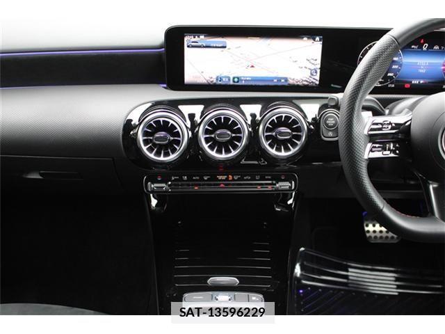 Mercedes Benz A-CLASS 2023-06 7725423-7