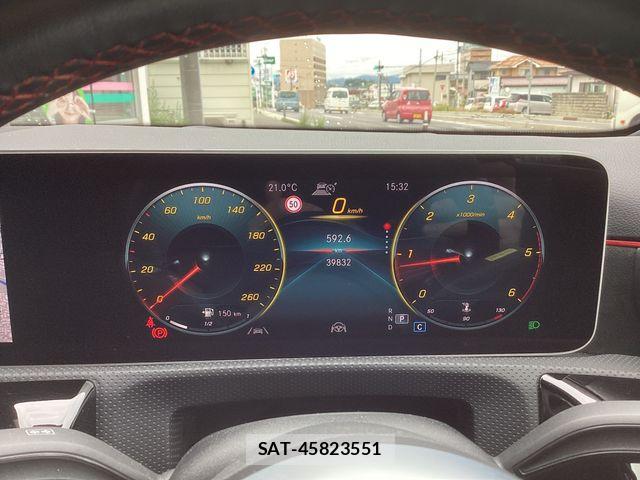 Mercedes Benz A-CLASS 2019-07 7725435-11