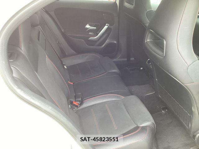 Mercedes Benz A-CLASS 2019-07 7725435-7