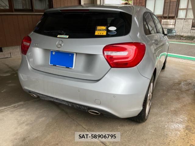 Mercedes Benz A-CLASS 2013-07 7725441-5