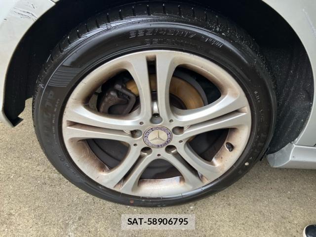 Mercedes Benz A-CLASS 2013-07 7725441-8